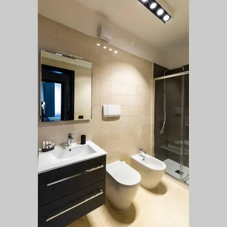 Apartament Laus App.2 - Art & Design Nel Cuore Di - Via Dante Alighieri *