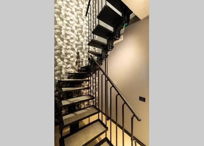 Апартаменты Laus App.2 - Art & Design Nel Cuore Di - Via Dante Alighieri *