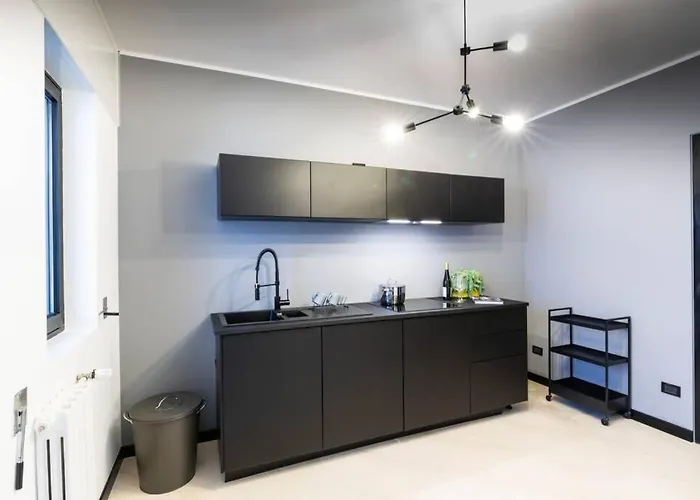 Laus App.2 - Art & Design Nel Cuore Di - Via Dante Alighieri * Бари