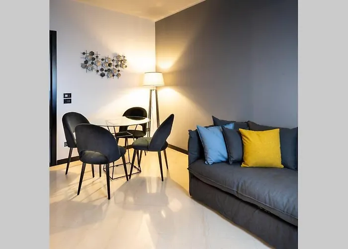 Апартаменты Laus App.2 - Art & Design Nel Cuore Di - Via Dante Alighieri Бари