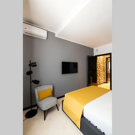 Apartmán Laus App.2 - Art & Design Nel Cuore Di - Via Dante Alighieri *